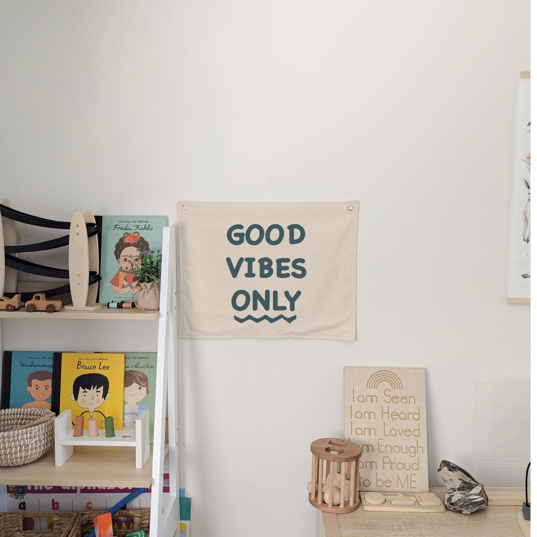 kids wall banner, good vibes Only, kids room decor. Made out of cotton fabric and gold look grommets. oat or beige colour. Hang on the wall in kids bedroom or playroom.