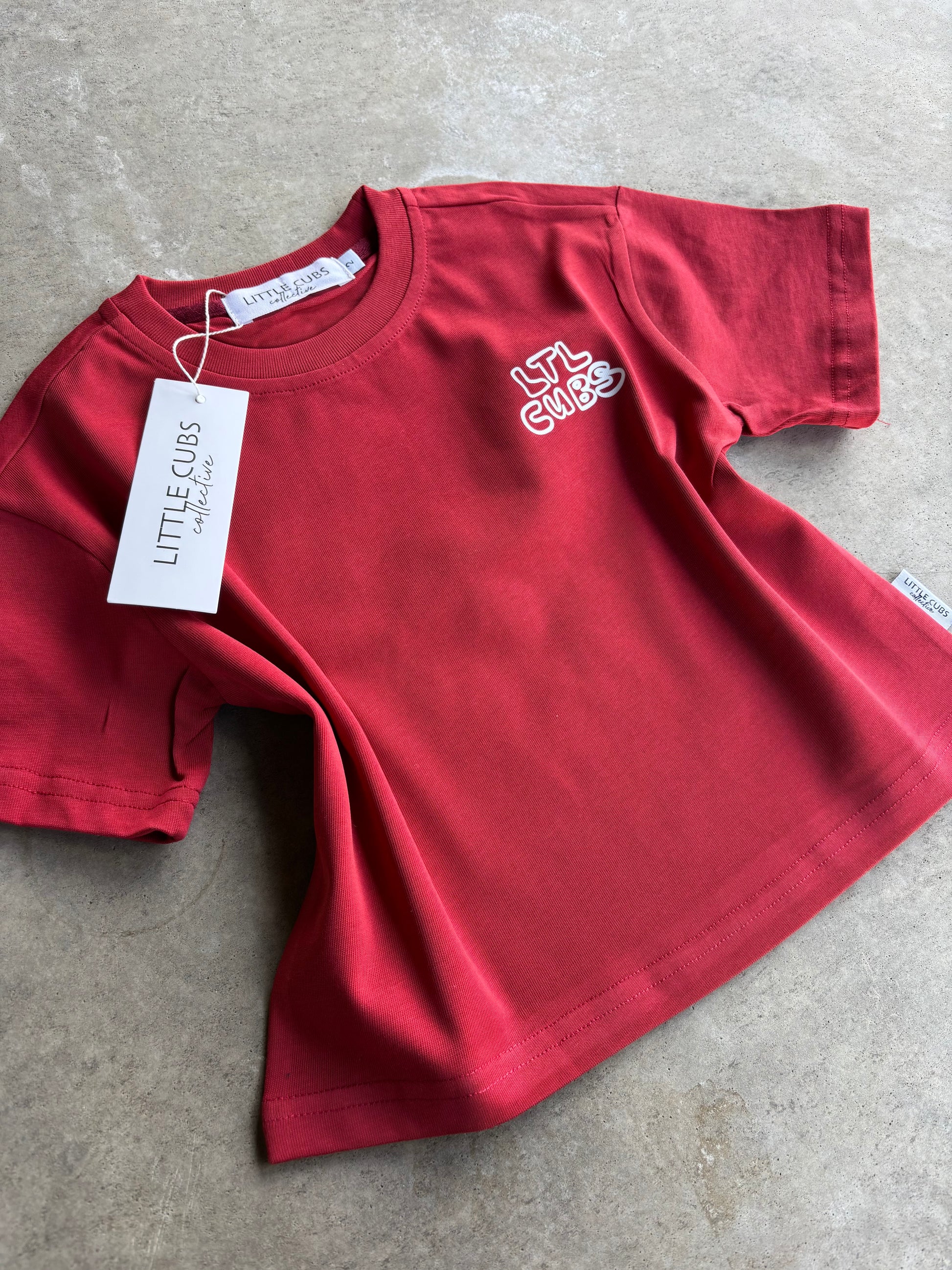 The ultimate tee for little adventurers. Unisex fit, standout colour, and tropical design make it a favourite for parents looking for quality kidswear.